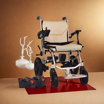 Sedia a rotelle elettrica pieghevole a doppia batteria al litio staccabile per disabili